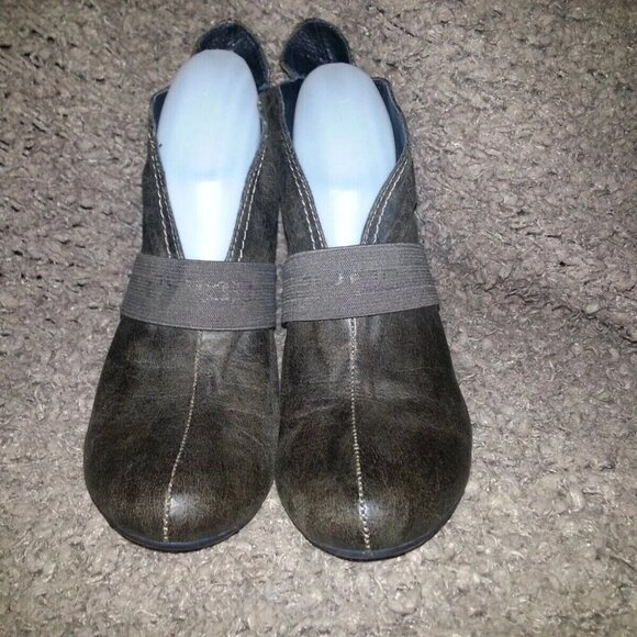 JUMP FOR THE PEOPLE-BRASH Bootie-Olive/Dark Brown Leather-Size 9.5-Excellent - Picture 3 of 7